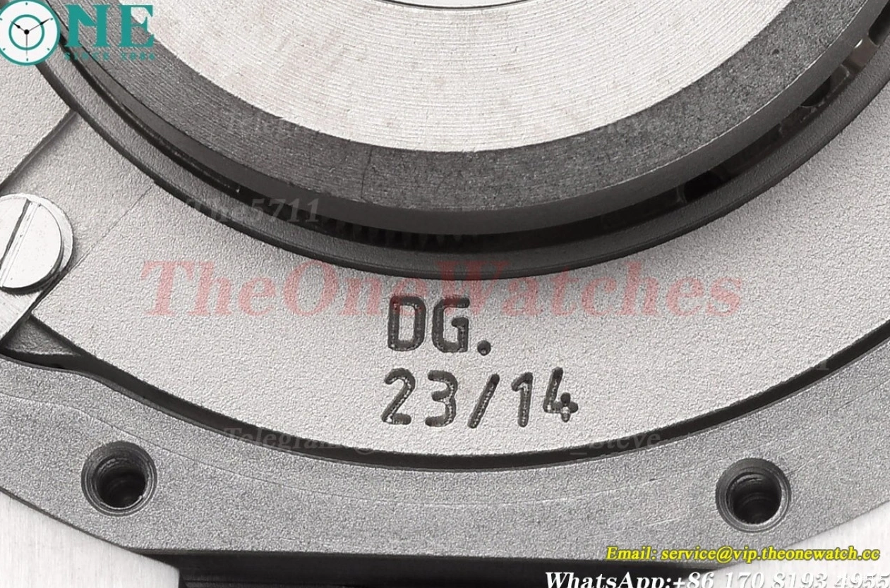 NH05 Cartier Red Ballon Dial LE Bleu GDF 33mm De SS 0416